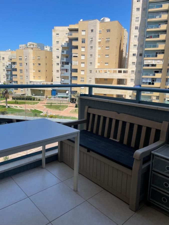 Ashdod City Center 2-Rooms Apartment, 15Min Walk To The Beach Bagian luar foto